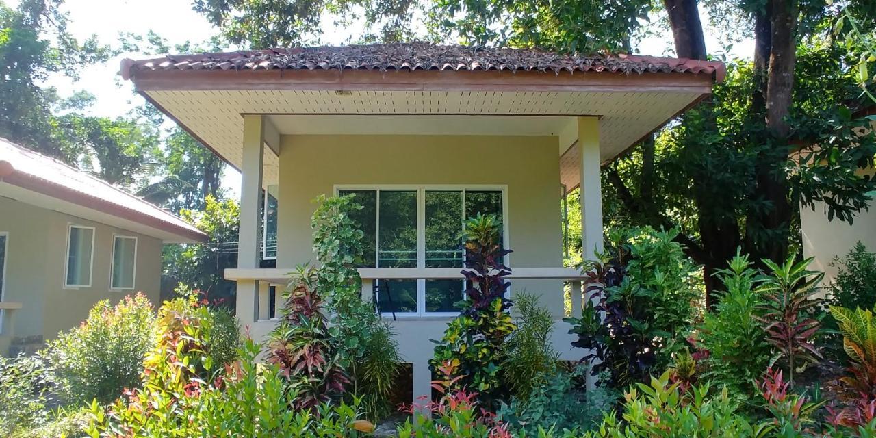 Baansukjai Bungalows Ranong Zewnętrze zdjęcie