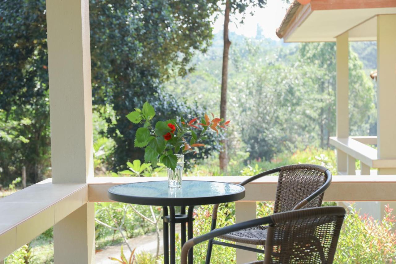 Baansukjai Bungalows Ranong Zewnętrze zdjęcie